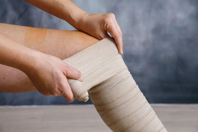 Compression Elastic Bandages Compression Elastic Bandages