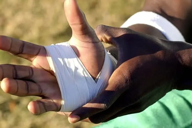 Cloth surgical tape