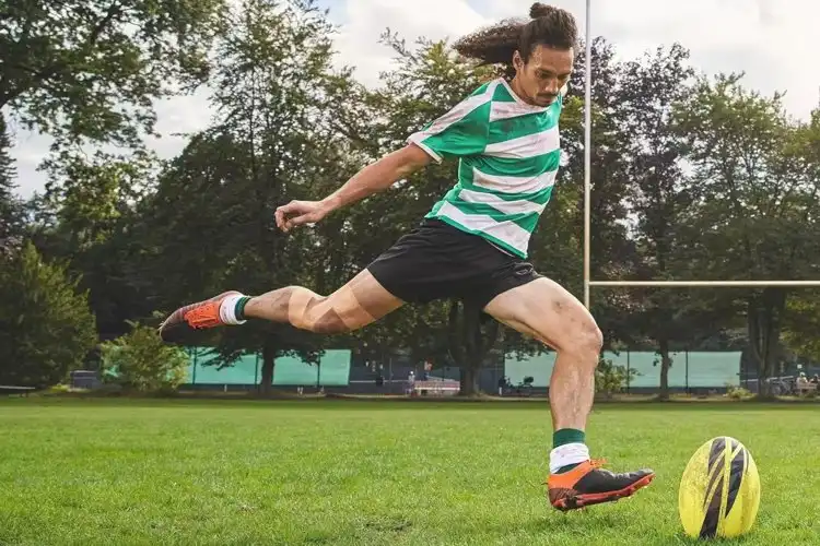 Why Zinc Oxide Strapping Tape is Essential for Athletes