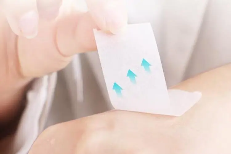 How Medical Paper Tape Enhances Wound Closure and Healing?